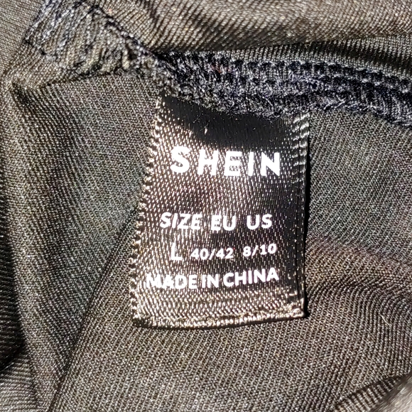 Sexy Long, High slit collared gothic dress with white details. - Picture 3 of 8